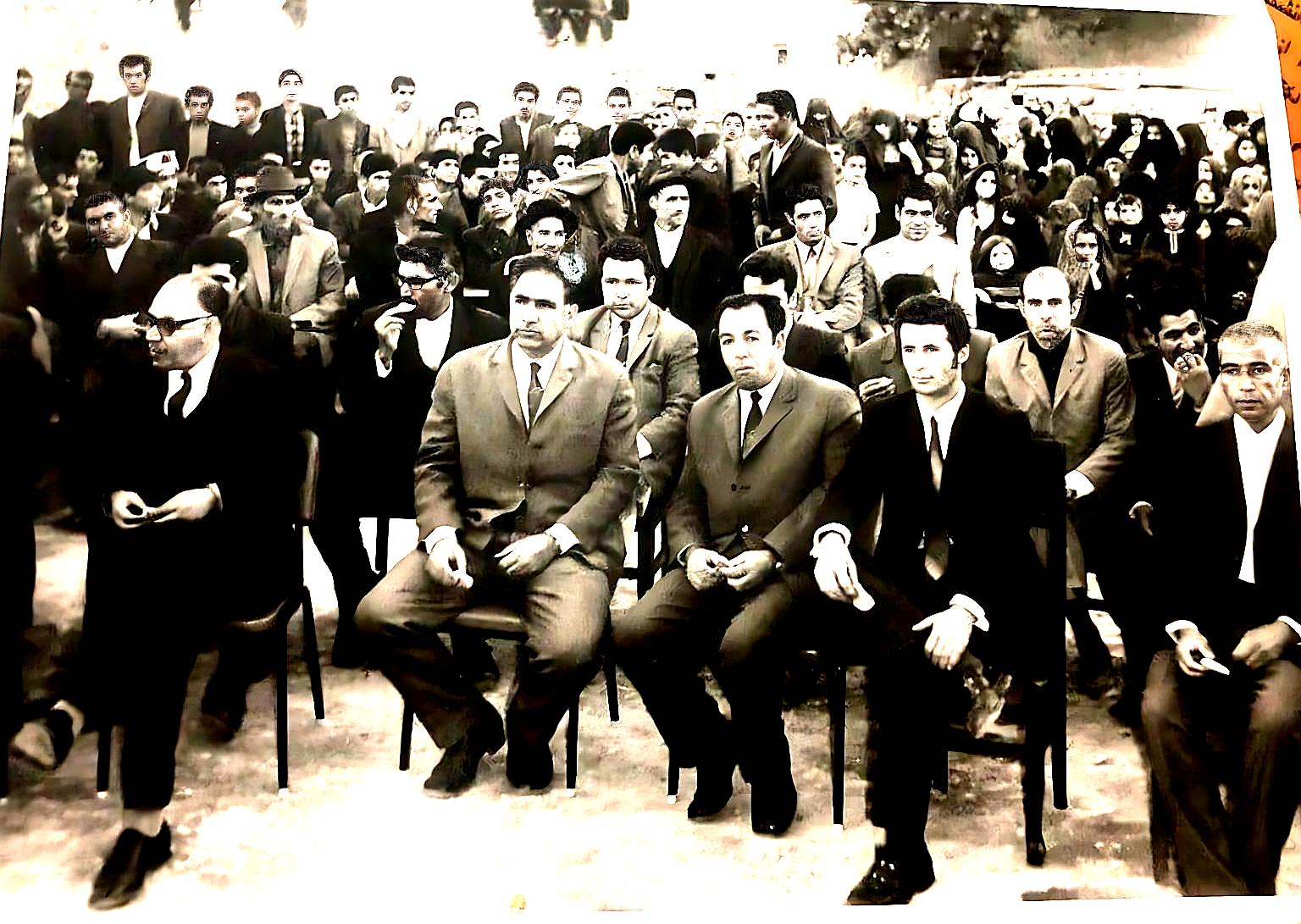 عکس تاریخی اول ارسالی از مهندس مهدی داودی